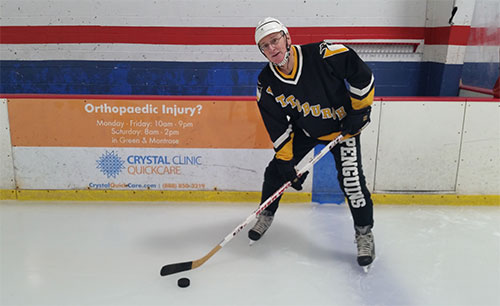 bob-playing-hocky